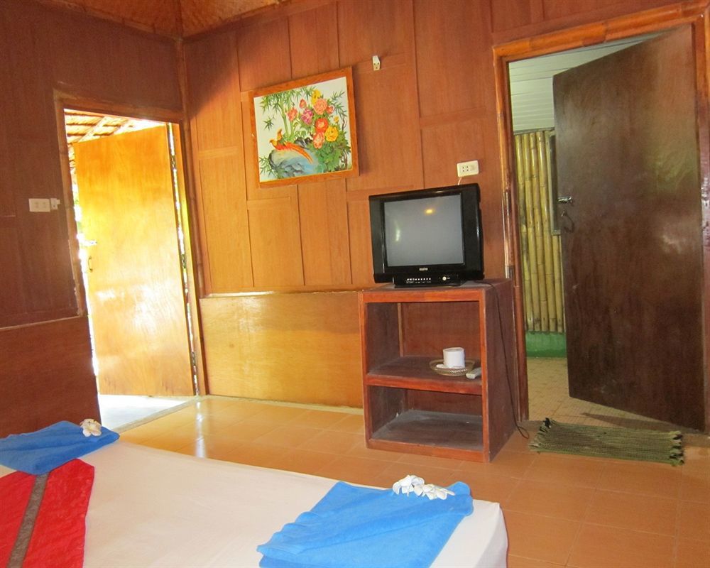 Bamboo Mountain View Phi Phi Resort Экстерьер фото